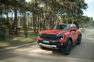 Ford anuncia la preventa de la nueva Ranger Raptor; pickup deportiva mediana con motor V6 de 397 caballos de potencia