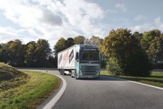 Volvo Trucks da a conocer que el FH eléctrico se destaca tanto en autonomía como en eficiencia energética