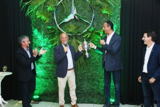 Mercedes-Benz Camiones y Buses Argentina realizó la premiación al mejor concesionario: Automotores Mega
