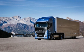 Iveco Argentina confirma la homologación de los nuevos camiones Stralis Cursor 13 a GNC y GNL
