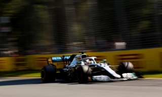 Fórmula 1. Lewis Hamilton, con Mercedes, consiguió un magistral primer lugar en la clasificación del GP de Australia, primero de la temporada