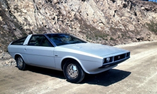 Hyundai Motor y el diseñador Giorgetto Giugiaro colaboran para reconstruir el concepto original Pony Coupe de 1974