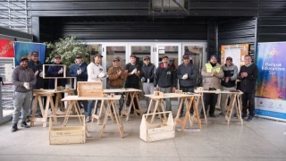 Renault brindó un taller de carpintería sustentable: materia prima, trabajo genuino y economía circular