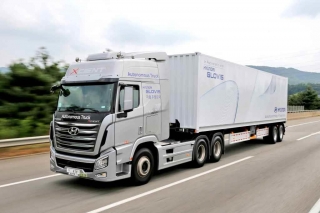 Hyundai Motor Company realizó una prueba con el nuevo camión de conducción autónoma Xcient, en rutas de Corea del Sur 