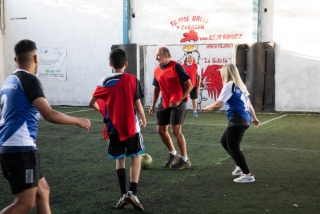 Mercedes-Benz Camiones y Buses promueve el fútbol inclusivo a través del programa social MovilizAR