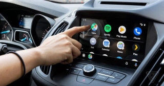 Android Auto presenta más aplicaciones en la nueva versión, que funcionan en el sistema operativo de a bordo de los vehículos