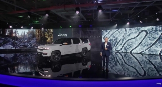 Jeep presentó oficialmente el concept Grand Wagoneer, que comenzará a comercializar a mediados de 2021