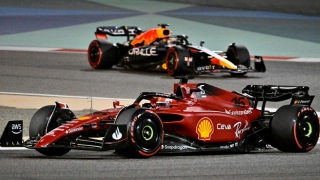 Fórmula 1. Charles Leclerc y Carlos Sainz, con Ferrari, hicieron el 1-2 en el GP de Bahreim, donde Hamilton fue tercero