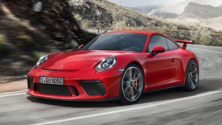 Porsche Argentina dio a conocer los próximos lanzamientos en nuestro mercado, destacándose el 911 GT3. Mirá el Video