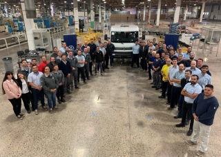 Volkswagen Group Argentina ensambló el primer camión Delibery en el Centro Industrial Córdoba 