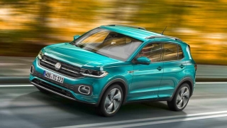 Volkswagen realizó internacionalmente la presentación del SUV compacto T-Cross, que llegará a nuestro mercado el año próximo. Mirá el video
