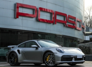 Lanzamientos. Porsche Argentina ofrece en nuestro mercado el 911 Turbo S, en versiones Coupé y Cabriolet