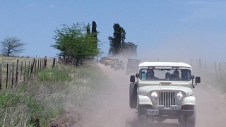 Fanáticos del Jeep IKA organiza una travesía con partida en la ciudad cordobesa de Río Ceballos