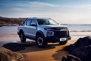 JAC Motors lanzará en Brasil la pickup mediana Hunter T9, con motores TD y nafteros y buen equipamiento. Llegaría a la Argentina