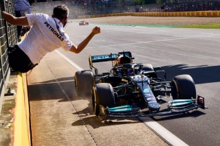 Fórmula 1. Lewis Hamilton, con Mercedes, se impuso en forma categórica en el GP de Gran Bretaña