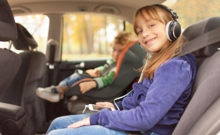 Seguridad Vial. Asientos infantiles, los cuatro pasos para maximizar la seguridad de los más chicos dentro del vehículo