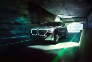 BMW Concept XM, prototipo híbrido enchufable, que muestra un SUV y el camino de la marca alemana en motorizaciones
