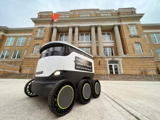 Goodyear da a conocer el desarrollo de un neumático sin aire para robots autónomos