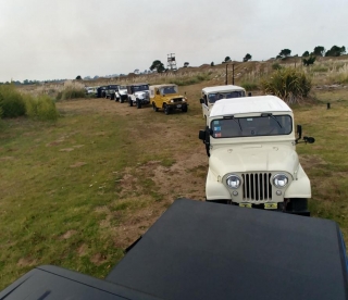 Se desarrolló el 7° Encuentro de Fanáticos del Jeep IKA, en la localidad costera de Villa Gesell 2022