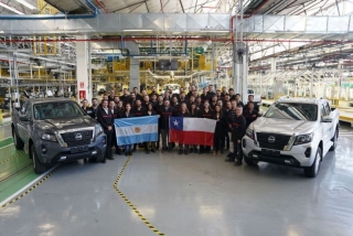 Nissan confirma que comenzaron las exportaciones de la pickup Frontier, a Chile, donde se llamará Navara