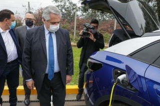 Proyecto de Ley de Movilidad Sustentable en la Argentina. Fecha límite 2041 para vehículos con motor de combustión interna