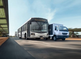 Mercedes-Benz Camiones y Buses reafirma su compromiso con el país y muestra los resultados 2023 