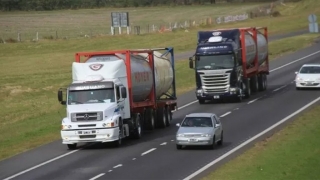 La ANSV da a conocer una restricción para la circulación de camiones para hoy, mañana y el domingo próximo