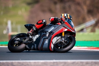 Ducati revela detalles técnicos de su prototipo MotoE, que llama V21L, con motor de 150 CV