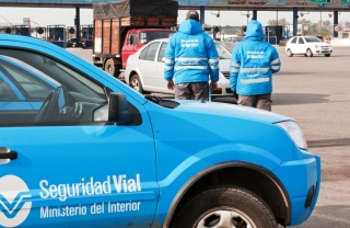 Documentación y elementos que debe tener el vehículo para circular en la Argentina ¿Qué puede pedir la autoridad?